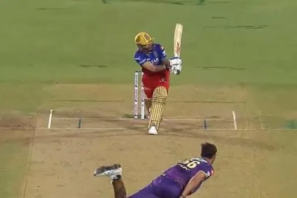 rcb vs kkr ipl live score update kohli played important knock